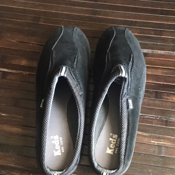 🚨B2G1 KEDS Black White Suede Slip On Flats - Picture 5 of 13